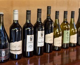Little River Wines Of Taggerty - Airlie Beach Holiday 3