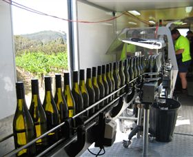 Little River Wines Of Taggerty - Airlie Beach Holiday 7