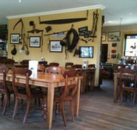 The Beekeepers Inn - Airlie Beach Holiday