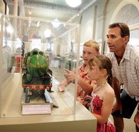Australian Rail Monument and Museum - Airlie Beach Holiday