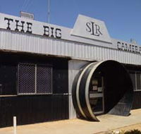 The Big Camera - Photographic Museum - Airlie Beach Holiday