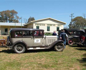 Pioneer Womens Hut Museum - Airlie Beach Holiday 0