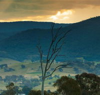 Strathnairn Arts - Airlie Beach Holiday