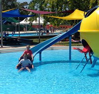 Big Splash Waterpark - Airlie Beach Holiday