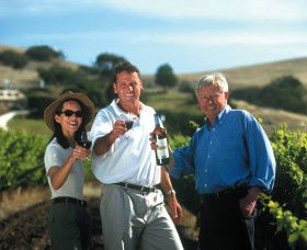 Activity Tours Australia - Airlie Beach Holiday 0