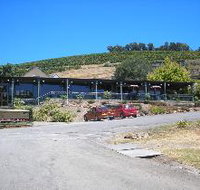 The Old Clarendon Inn and Millers Restaurant - Airlie Beach Holiday