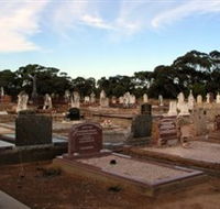 Langhorne Creek Cemetery - Airlie Beach Holiday