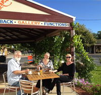 Artback Australia Gallery and Cafe - Airlie Beach Holiday