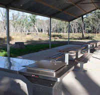 Yanga Woolshed picnic area - Airlie Beach Holiday