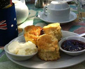 Afternoon Tea At Burnett House - Airlie Beach Holiday 1