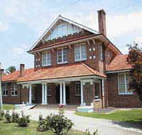 Hay War Memorial High School Museum - Airlie Beach Holiday