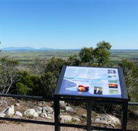 Inkerman Hill - Airlie Beach Holiday