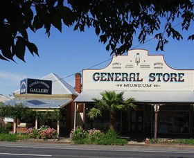 Fentons Creek ACT Airlie Beach Holiday