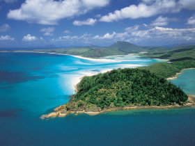Whitehaven Beach - Airlie Beach Holiday 1