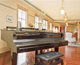 Barcaldine House - Airlie Beach Holiday 6