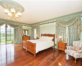 Barcaldine House - Airlie Beach Holiday 5