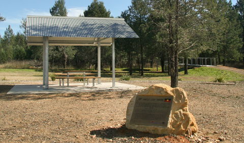 Terry Hie Hie Picnic Area - Airlie Beach Holiday 0