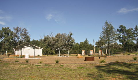 Terry Hie Hie Picnic Area - Airlie Beach Holiday 1