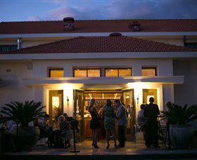 Parlour Wine Room - Airlie Beach Holiday 0