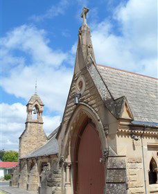 All Saints Church - Airlie Beach Holiday 0