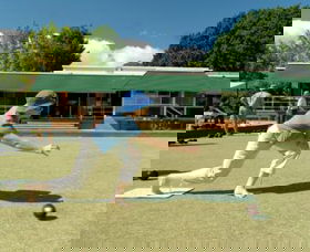 Canberra City Bowling Club - Airlie Beach Holiday 0