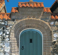 Monsignor J.C. Hawes Priest House Museum - Airlie Beach Holiday