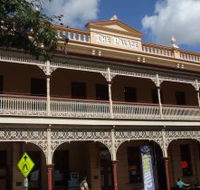Childers Art Space CHARTS - Airlie Beach Holiday
