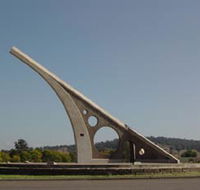 Singleton Sundial - Airlie Beach Holiday