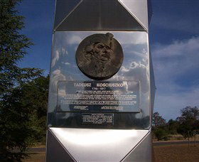 Tadeusz Kosciuszko Monument - Airlie Beach Holiday 2