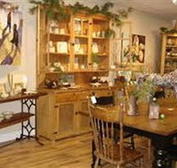 Dungog Fine Arts and Antiques - Airlie Beach Holiday