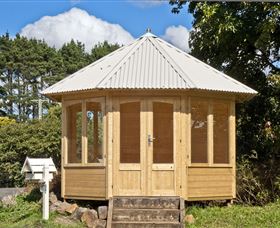 Robertson NSW Airlie Beach Holiday