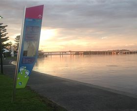 The Entrance Coast To Lake Walk - Airlie Beach Holiday 1