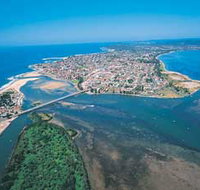 The Entrance Beach - Airlie Beach Holiday