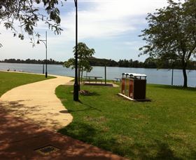 Royal Hotel Taree - Airlie Beach Holiday 0
