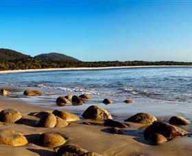 Gladstone ACT Airlie Beach Holiday