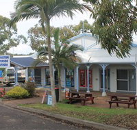 Laurieton Riverside Seafoods - Airlie Beach Holiday