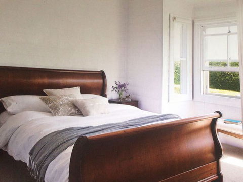 All Saints Bed And Breakfast - Airlie Beach Holiday 0