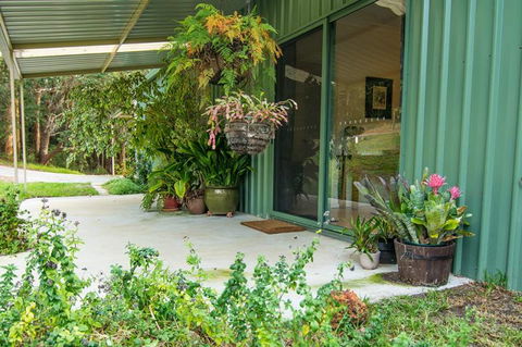 Karrak Reach Forest Retreat - Airlie Beach Holiday 3