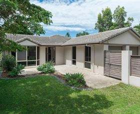 At Theme Park Central Holiday House - Airlie Beach Holiday 0