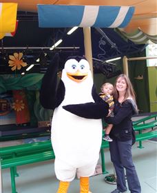 At Theme Park Central Holiday House - Airlie Beach Holiday 1
