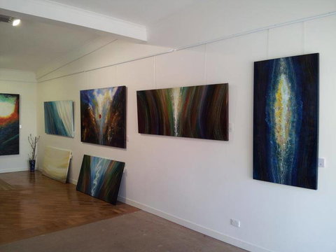 Greg Stevenson Art - Airlie Beach Holiday 1