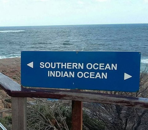 Margaret River, Caves, Wine And Cape Leeuwin Lighthouse Tour From Perth - Airlie Beach Holiday 3