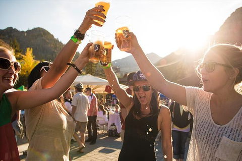 Ale Blazers: Craft Beer Tour Of The Surf Coast - Airlie Beach Holiday 0