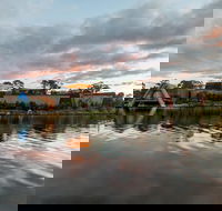 Moorilla Wine Meets Mona Art Day Trip - Airlie Beach Holiday