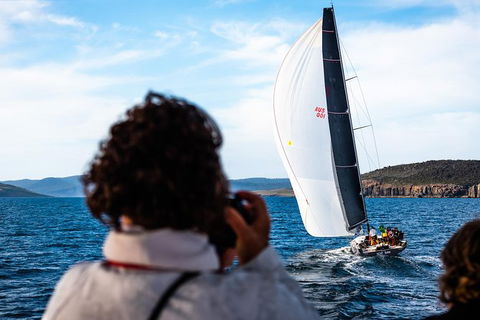 Sydney Hobart Overnight Photography Tour - Airlie Beach Holiday 0