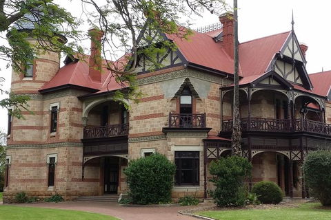 Adelaide Walking Tour: Hills, Squares And Parklands - Airlie Beach Holiday 1