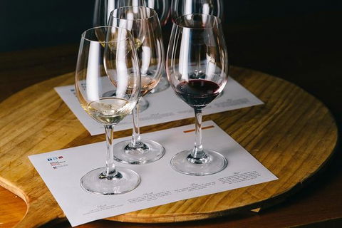 Australian Wine Discovery Tour With Tastings - Airlie Beach Holiday 1