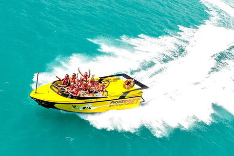 Airlie Beach Jet Boat Thrill Ride - Airlie Beach Holiday 12