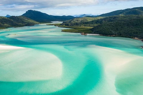 2-Day Whitsundays Sailing Adventure: SV Whitehaven - Airlie Beach Holiday 3