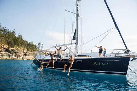 Three Night Cabin Charter MiLady - Airlie Beach Holiday 6